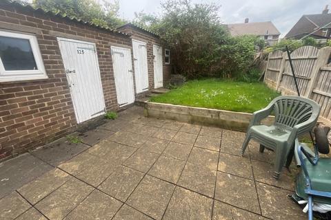 127 Sycamore Road, Burton-on-trent, DE15 9NU