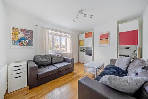 70a Fordmill Road, London, SE6 3JN
