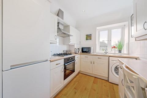 70a Fordmill Road, London, SE6 3JN