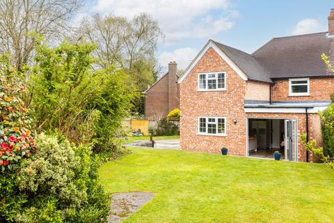 undefined, Henwoods Mount, Tunbridge Wells TN2