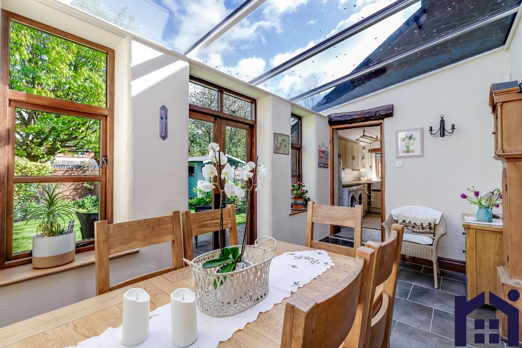 Garden room