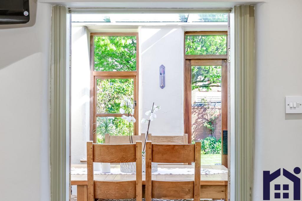 Garden room