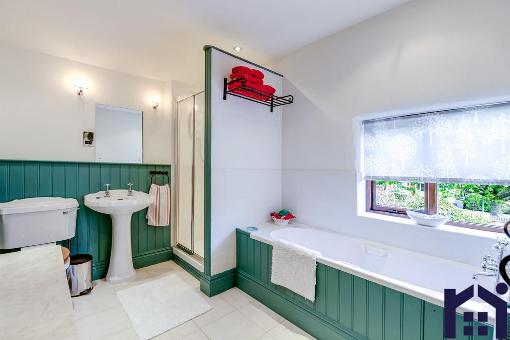 Family bathroom