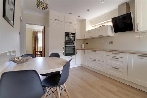 46 Close Lane, Alsager, Stoke-on-trent, ST7 2JT