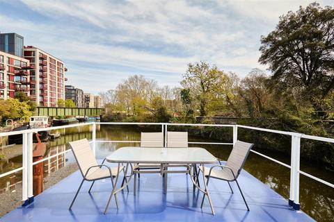 3 bedroom houseboat for sale, Ham Wharf, Brentford, TW8