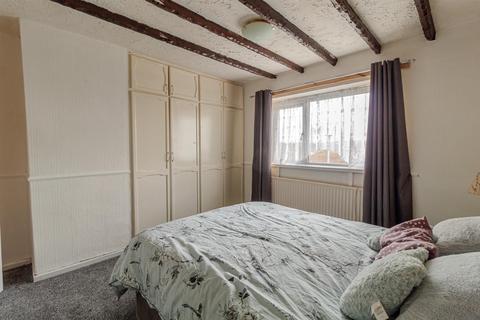 3 bedroom end of terrace house for sale, Phoenix Avenue, Gedling, Nottingham