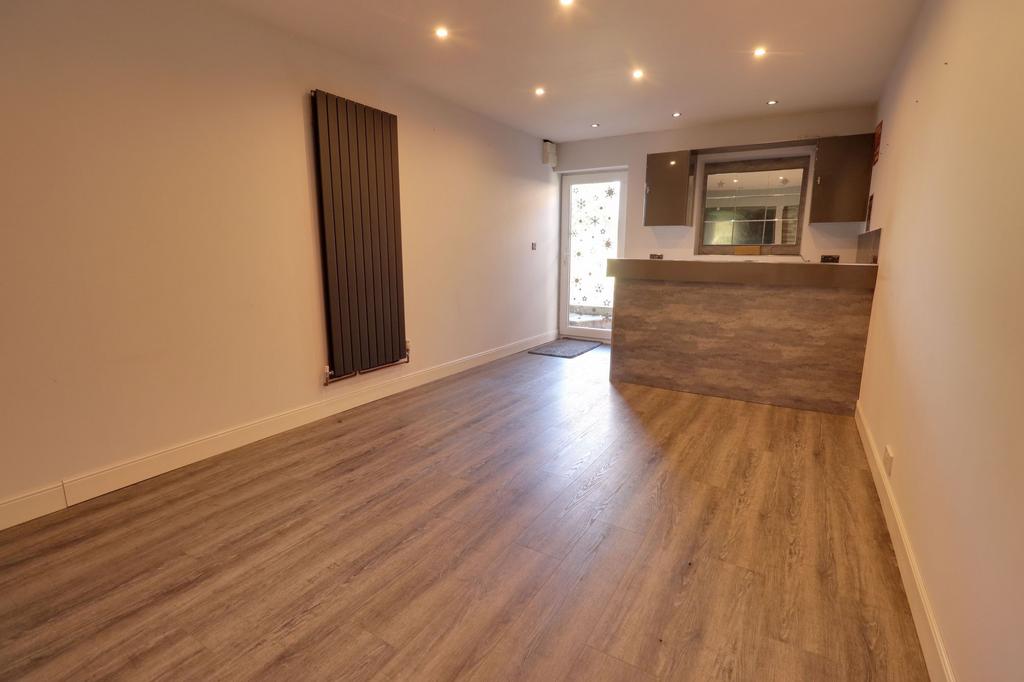 Media Room / Bar