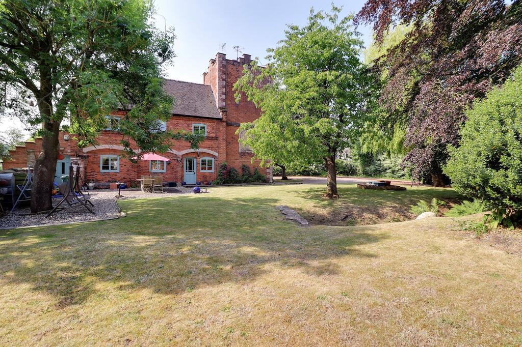 Front Elevation &amp; Garden
