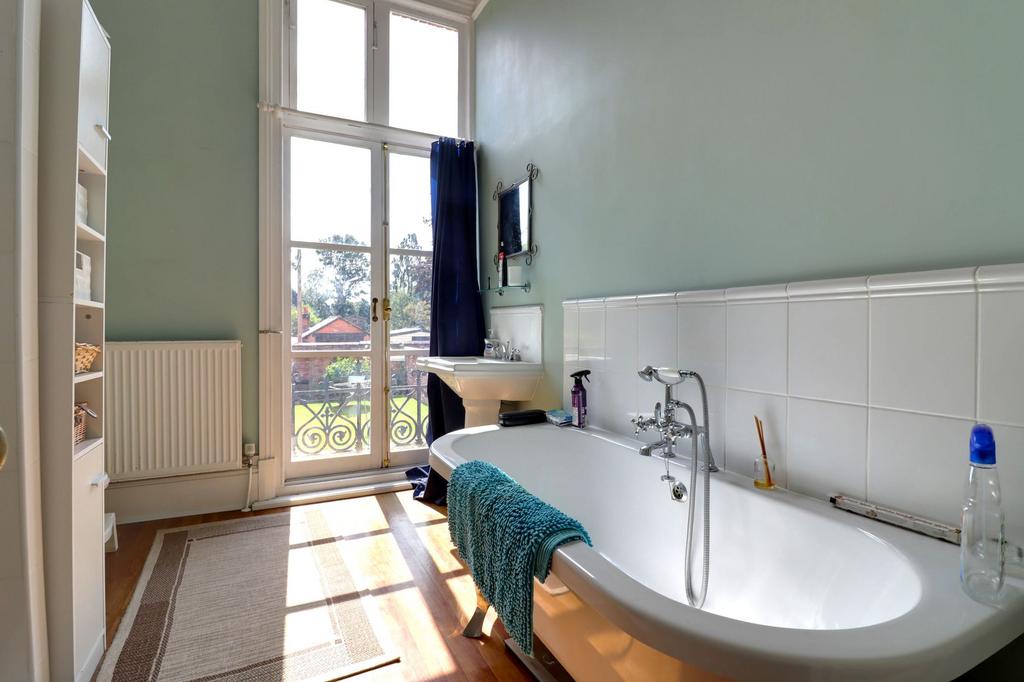 Flat One Bathroom