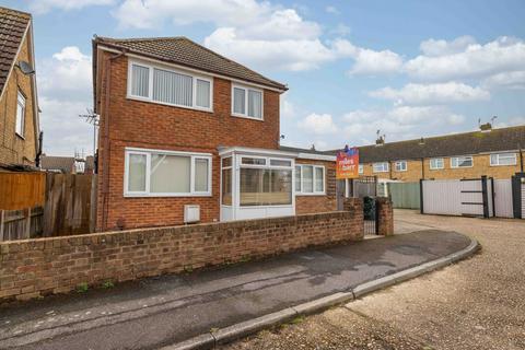 3 bedroom detached house for sale, Weavers Way, Ashford, TN23