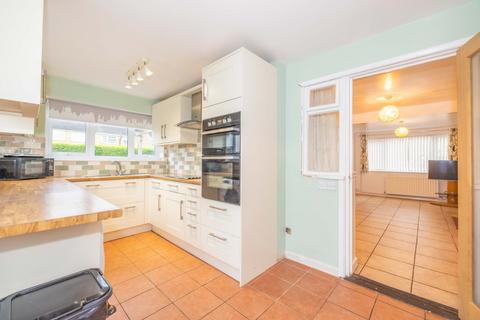 3 bedroom detached house for sale, Weavers Way, Ashford, TN23