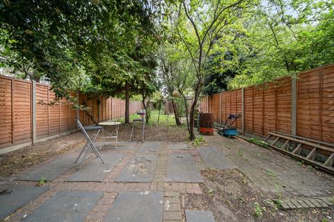 undefined, Cambridge Road North, London W4
