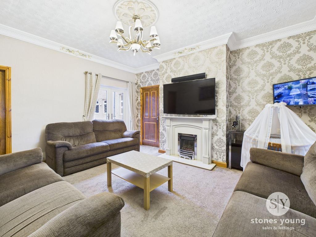 Lounge 3