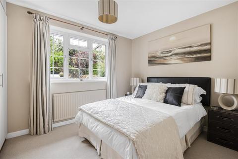 46 Valley Road, Henley-on-thames, RG9 1RR