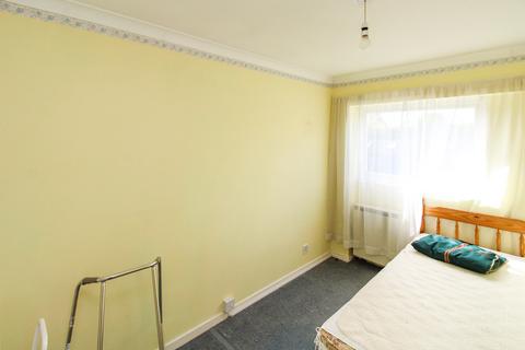11 Bearsden Way, Broadbridge Heath, Horsham, RH12 3AQ