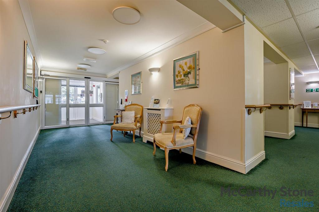 8642684-interior11-800.jpg