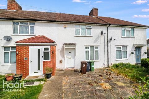 3 bedroom terraced house for sale, Malpas Road, Dagenham