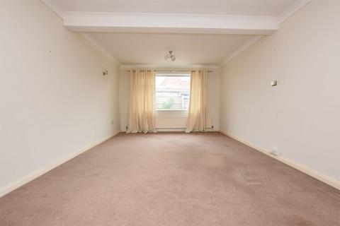 14 Beech Crescent, West Winch, King's Lynn, PE33 0PZ