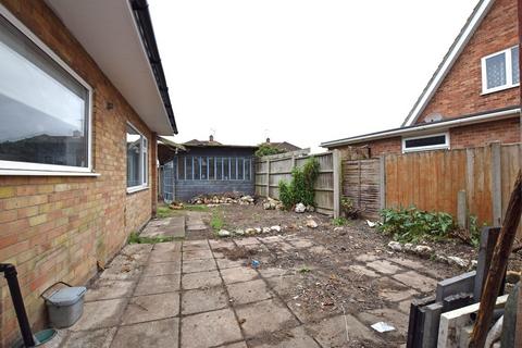 14 Beech Crescent, West Winch, King's Lynn, PE33 0PZ