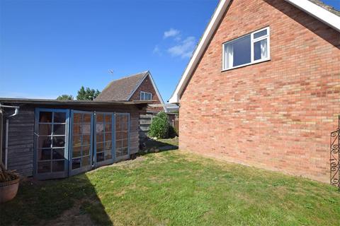 14 Beech Crescent, West Winch, King's Lynn, PE33 0PZ