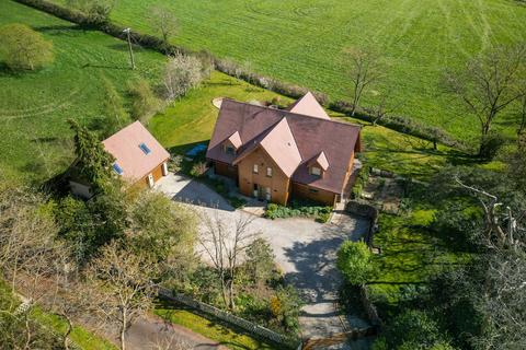 5 bedroom detached house for sale, Stretton Road, Great Glen, LE8
