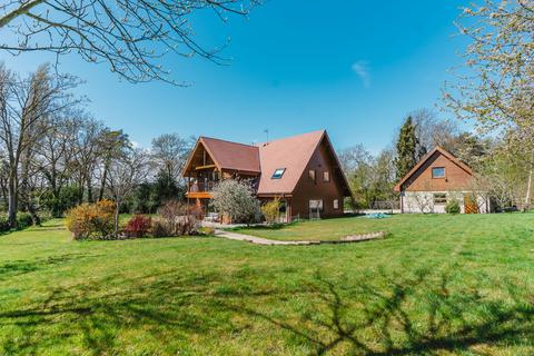 5 bedroom detached house for sale, Stretton Road, Great Glen, LE8
