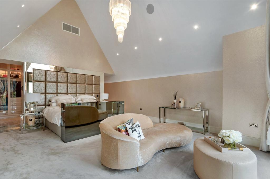Principal Bedroom