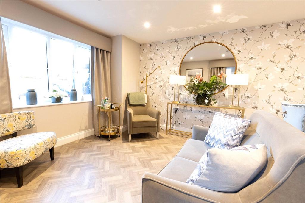 Show Apartment