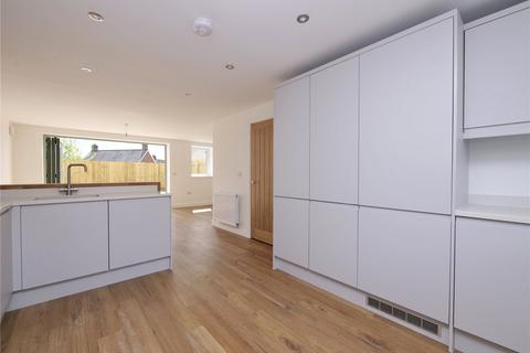 undefined, £575,000-£550,000 Elegant four bedroom detatched townhouse in Chew Stoke