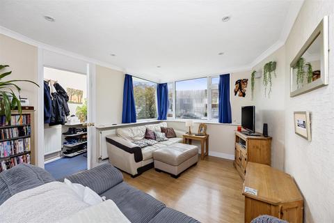 3 bedroom end of terrace house for sale, Old Barn Way, Southwick, Brighton
