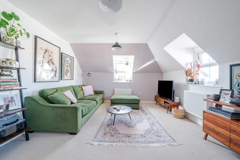 2 bedroom flat for sale, Infinity Close, Portslade, Brighton, BN41