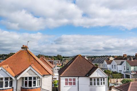 2 bedroom flat for sale, Infinity Close, Portslade, Brighton, BN41