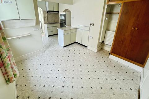 4 bedroom semi-detached house for sale, Ewenny Road, Bridgend, Bridgend County. CF31 3HY