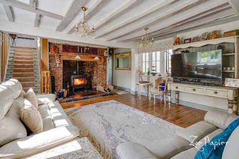 5 bedroom detached house for sale, Mucking