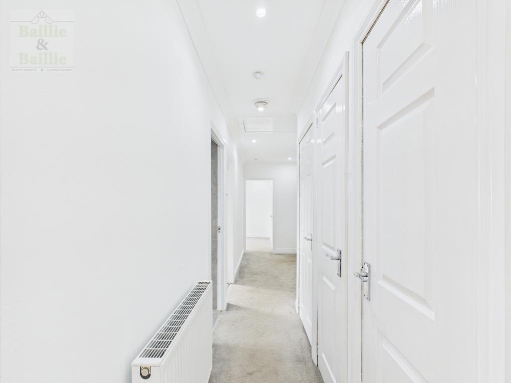 Hall Top