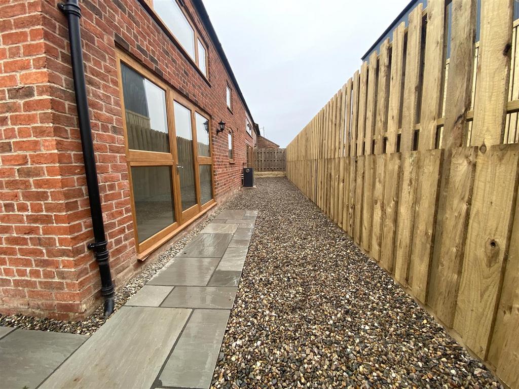 Rear Courtyard.jpeg