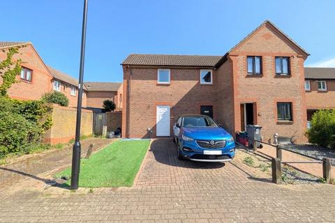 86 Kilross Road, Feltham, TW14 8SA