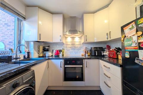 86 Kilross Road, Feltham, TW14 8SA