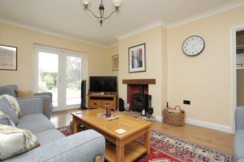 71 Botany Road, Kingsgate, Broadstairs, CT10 3SA