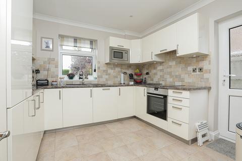 71 Botany Road, Kingsgate, Broadstairs, CT10 3SA