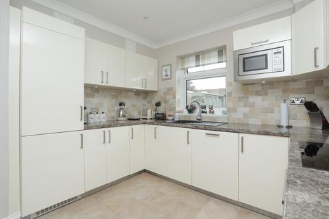 71 Botany Road, Kingsgate, Broadstairs, CT10 3SA
