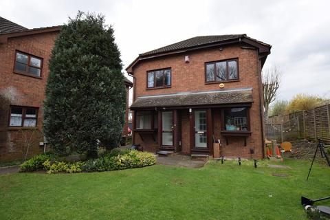 1 bedroom detached house to rent, Hamilton Way, London, Greater London. N13