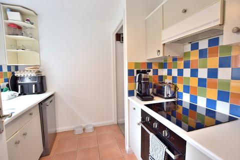 1 bedroom detached house to rent, Hamilton Way, London, Greater London. N13