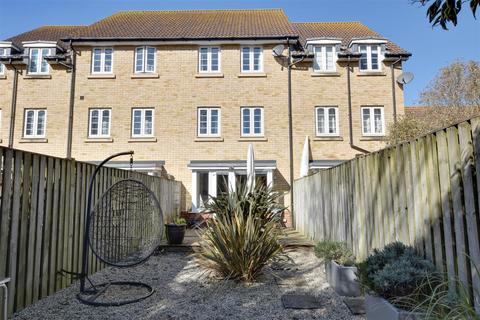 3 bedroom terraced house for sale, Marsh Way, Camber, Rye