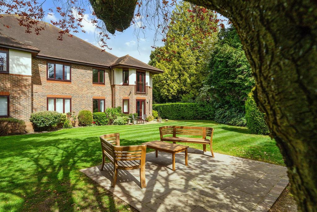 PETERSMEAD CLOSE, 16 (16).jpg