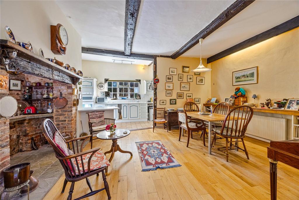 Breakfast Room
