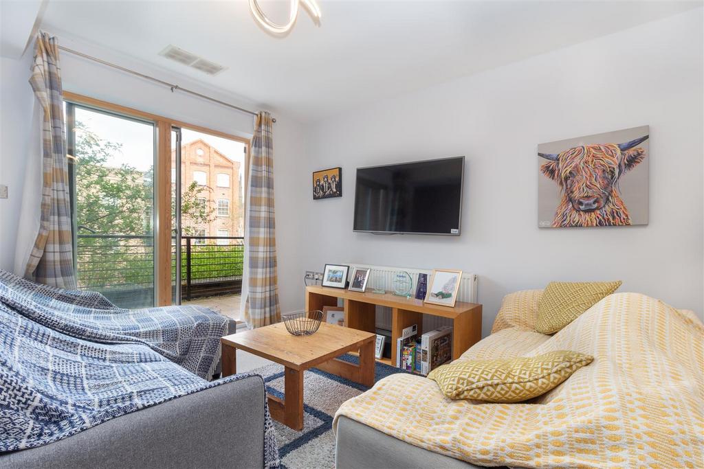 Living-room-1-4.jpg
