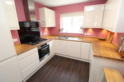 4 bedroom detached house for sale, Bridgemere Close, Leicester LE2