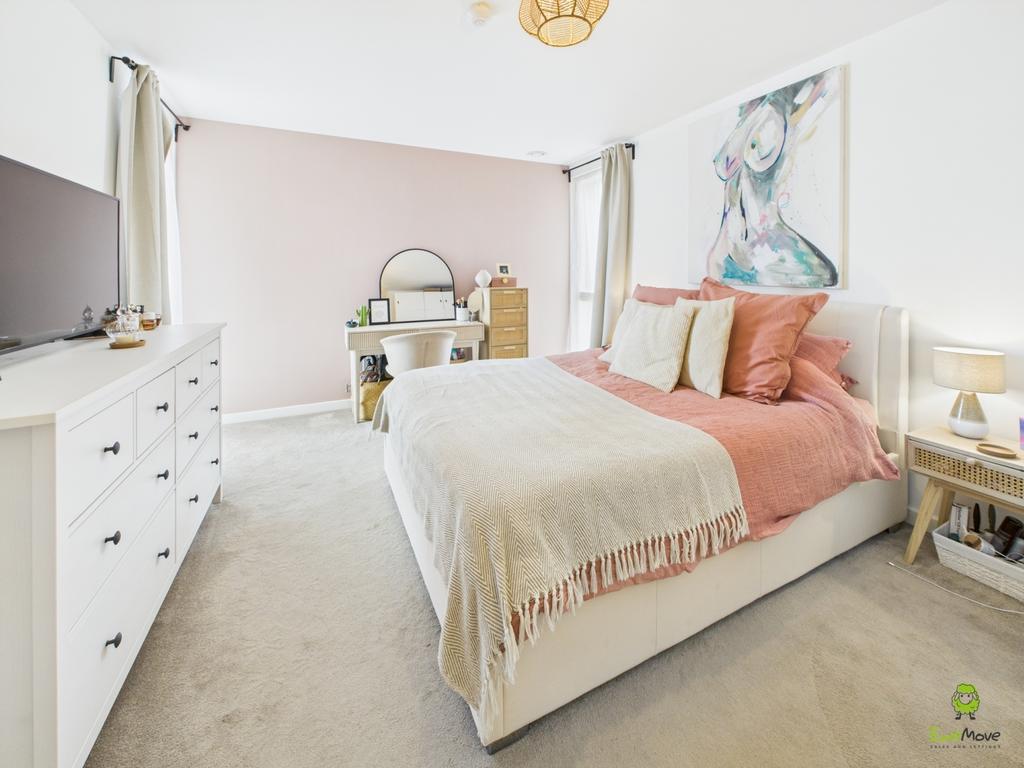 For Sale With Clinton Crawford - Ewemove Bexleyhea