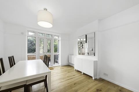 2 bedroom flat for sale, The Village, Charlton, London, SE7